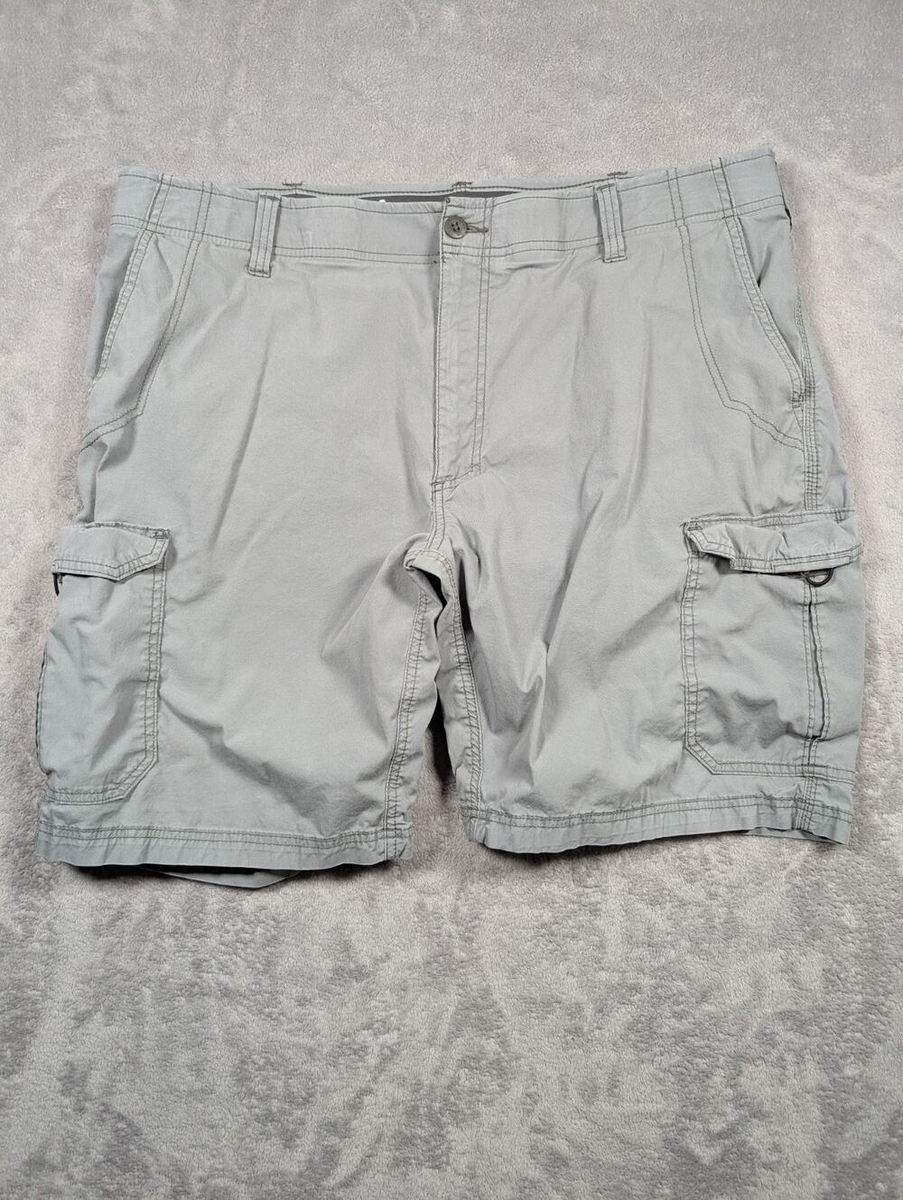 Lee Extreme Motion Mens Size 40 Elastic Waist Cargo Shorts Gray Khaki Casual